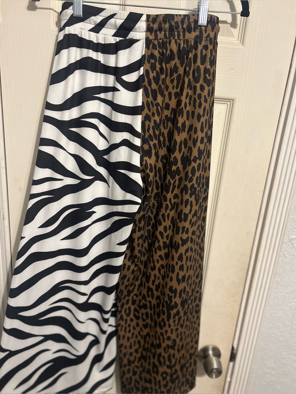 EMY Ave Leopard & Zebra Print Wide leg pants - Brown/Black & White - Picture 3 of 4